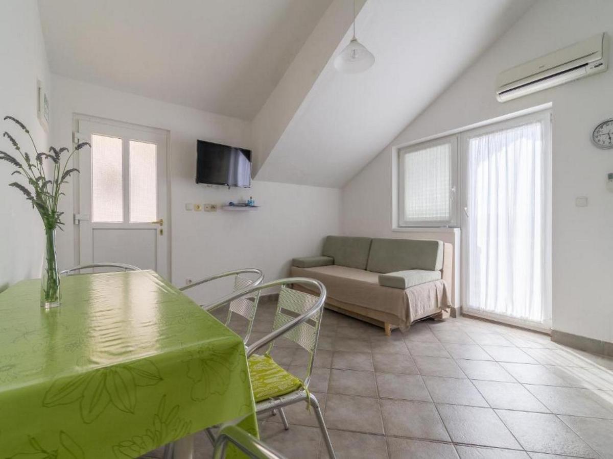 Apartmani Lucia Biograd Biograd Na Moru Exterior foto