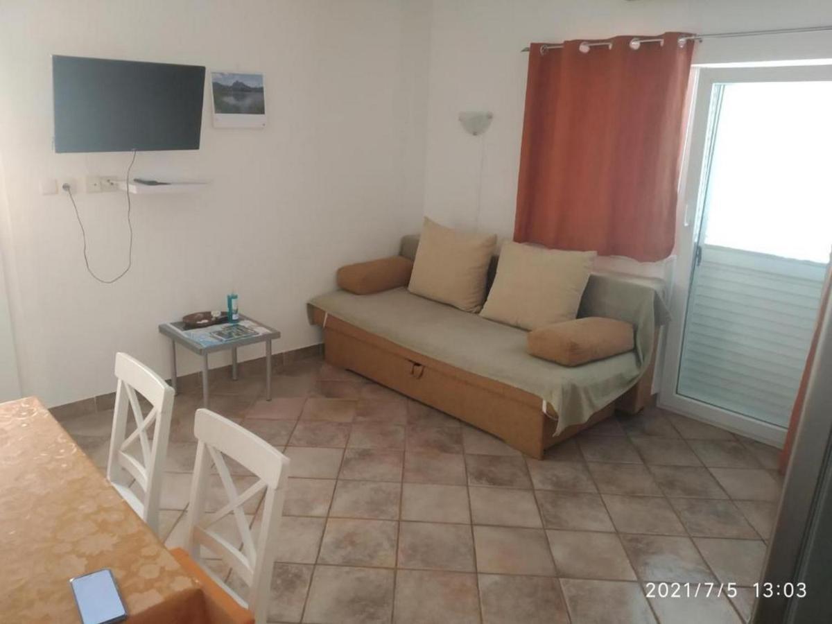 Apartmani Lucia Biograd Biograd Na Moru Exterior foto